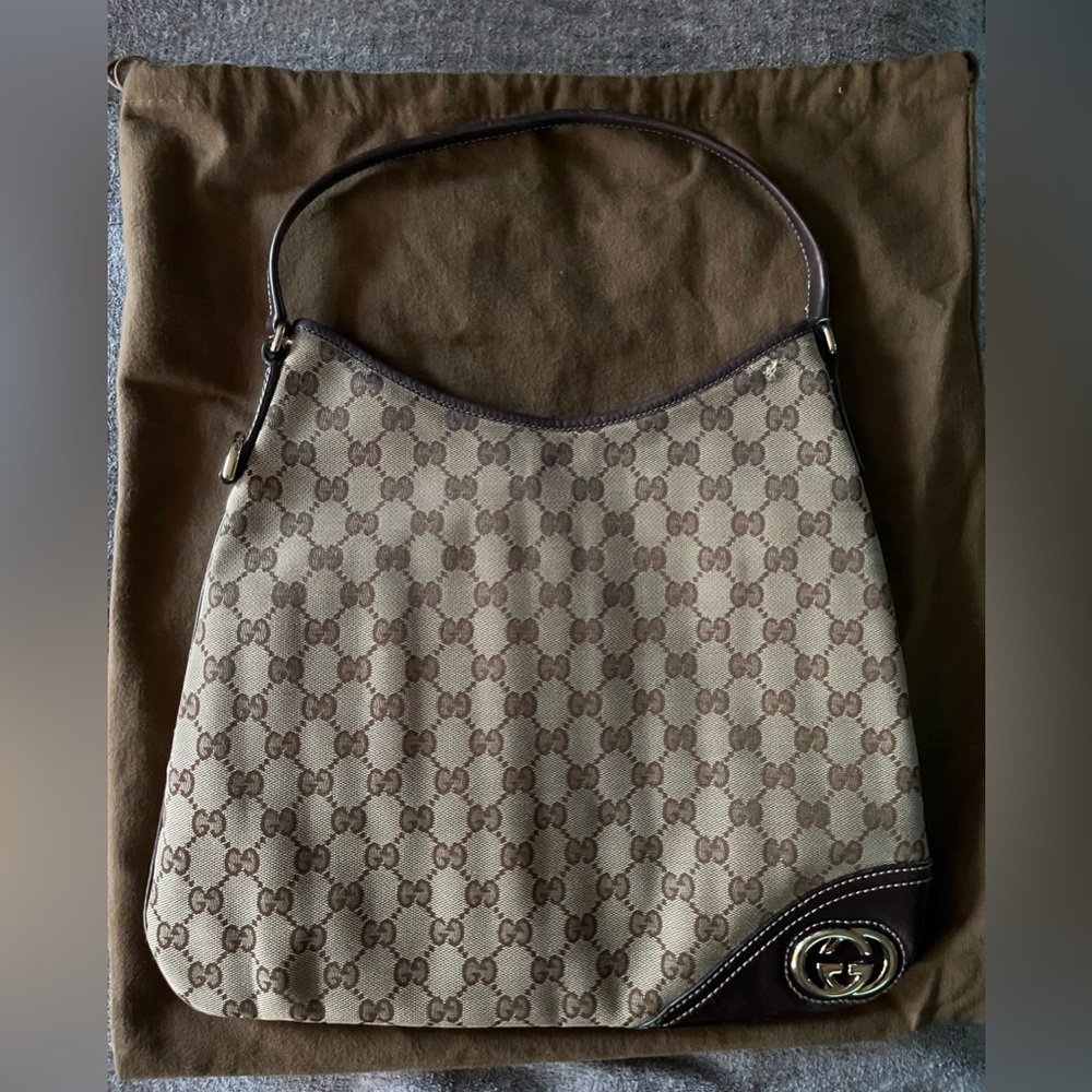 Gucci canvas shoulder bag